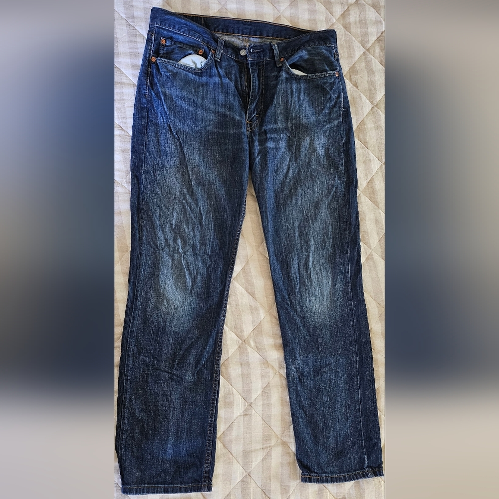 Levi's 514 jeans